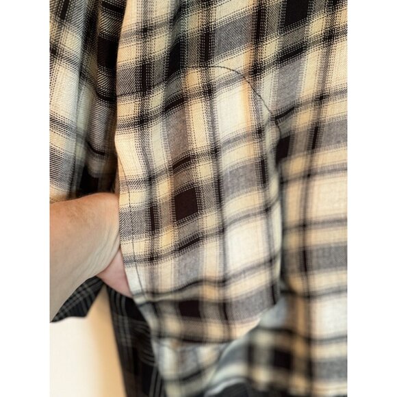 Susan Graver Women’s XLP Beige Mixed Plaid Tunic Top Pockets Preppy Quiet Luxury - Picture 5 of 10